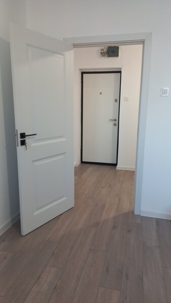 Drumul Taberei, vis a vis de parcul Moghioros